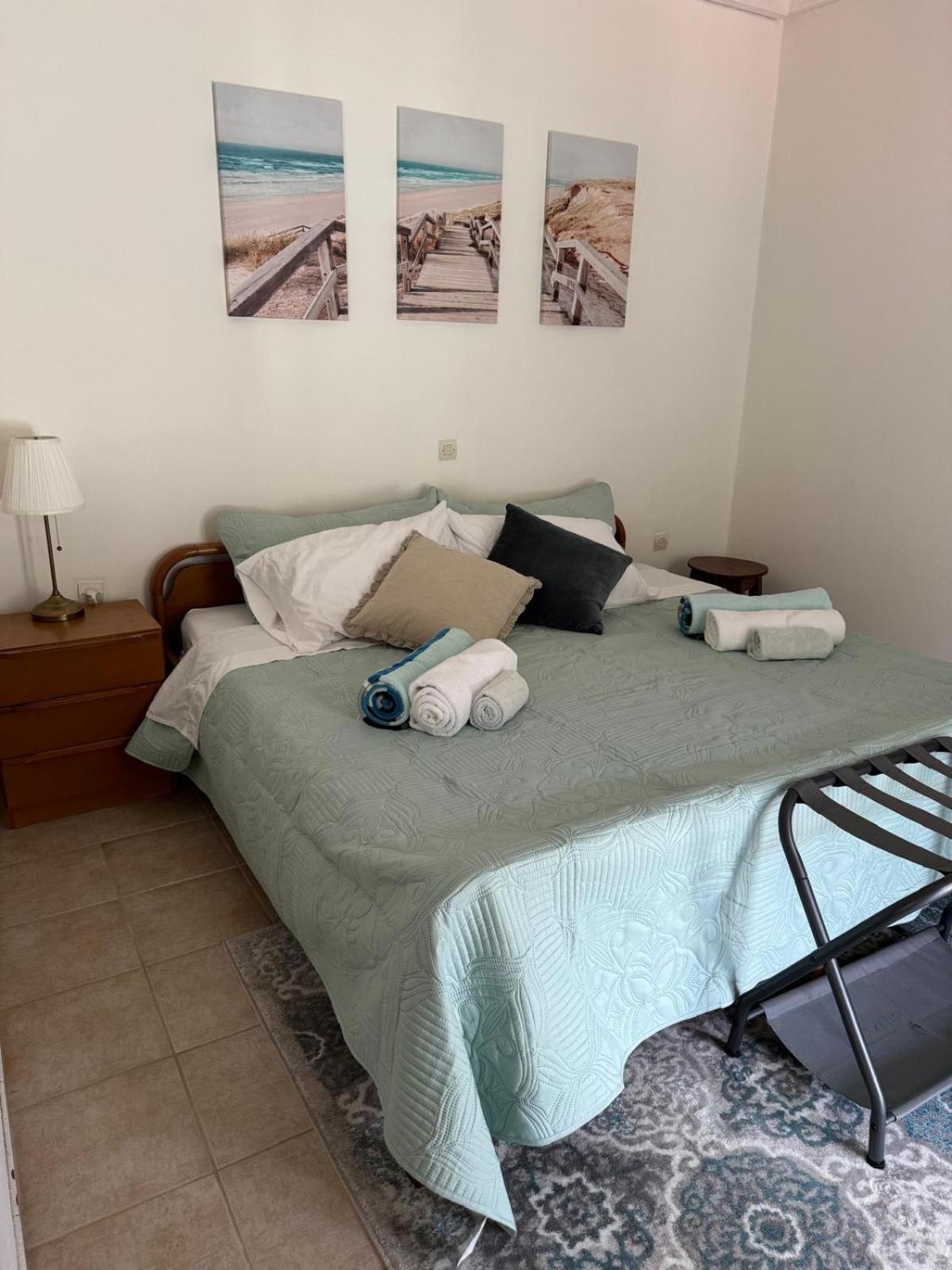 Nisaki Mathraki B&B Bilik gambar
